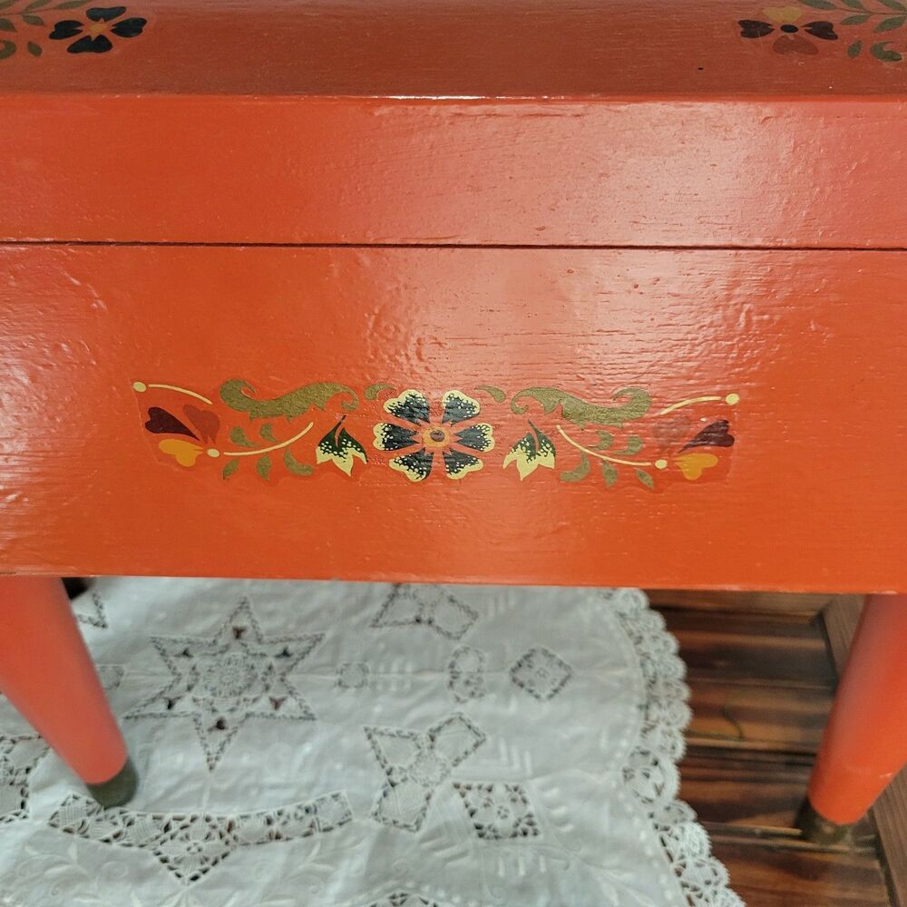 Vintage Pennsylvania Dutch Stenciled Heart Wooden Chest Box Folk Art 14.5” FLAW - Picture 14 of 16
